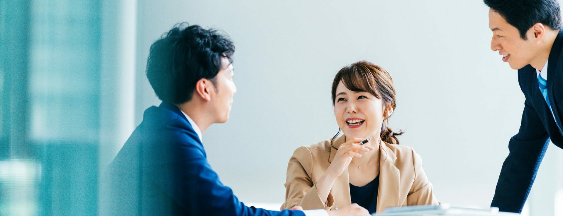 専門家がサポートする代行サービス